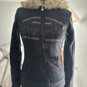 Aeropostale zipper faux fur lined jacket